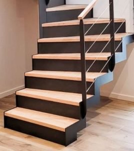 Escalier sur mesure Bordeaux Crémaillère contremarche