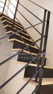 Escalier sur mesure metal acier bois garde corps acier